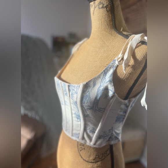 [SOLD] RARE AmbrHouse Corset - Picture 5 of 8